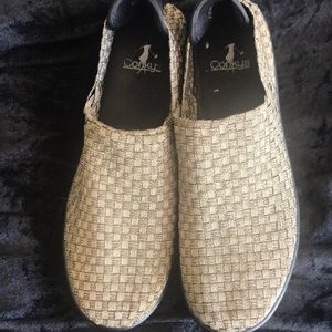 Casual women’s dress shoe